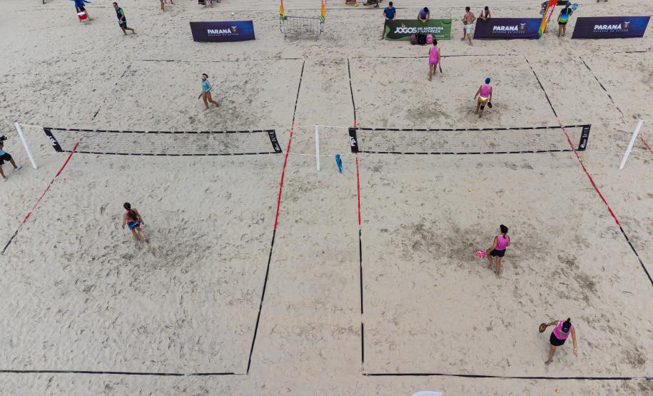 Matinhos, 11 de fevereiro de 2023 - Neste sábado a Arena Verão Maior em Caiobá recebeu o Torneio de Beach Tennis. Fotos: Roberto Dziura Jr/AEN