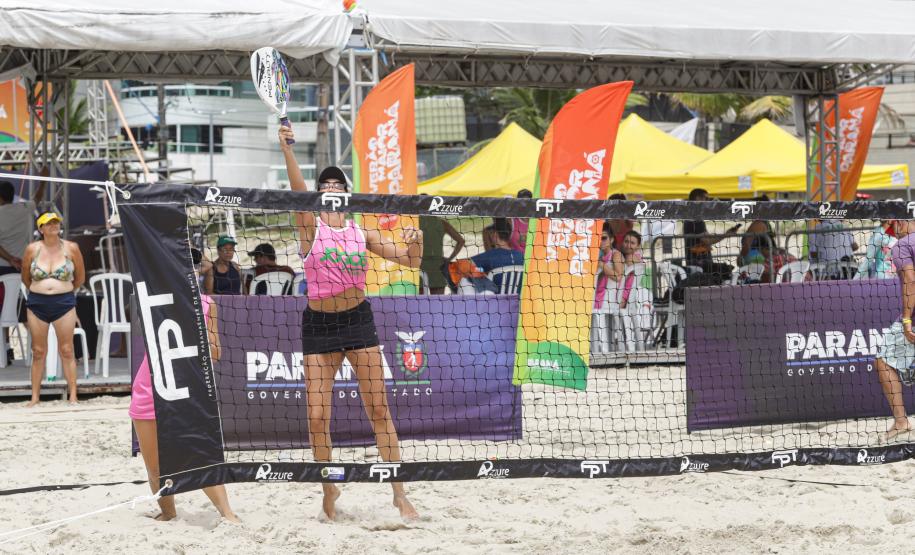 Matinhos, 11 de fevereiro de 2023 - Neste sábado a Arena Verão Maior em Caiobá recebeu o Torneio de Beach Tennis. Fotos: Roberto Dziura Jr/AEN