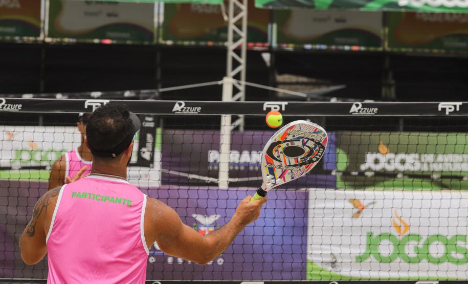 Matinhos, 11 de fevereiro de 2023 - Neste sábado a Arena Verão Maior em Caiobá recebeu o Torneio de Beach Tennis. Fotos: Roberto Dziura Jr/AEN