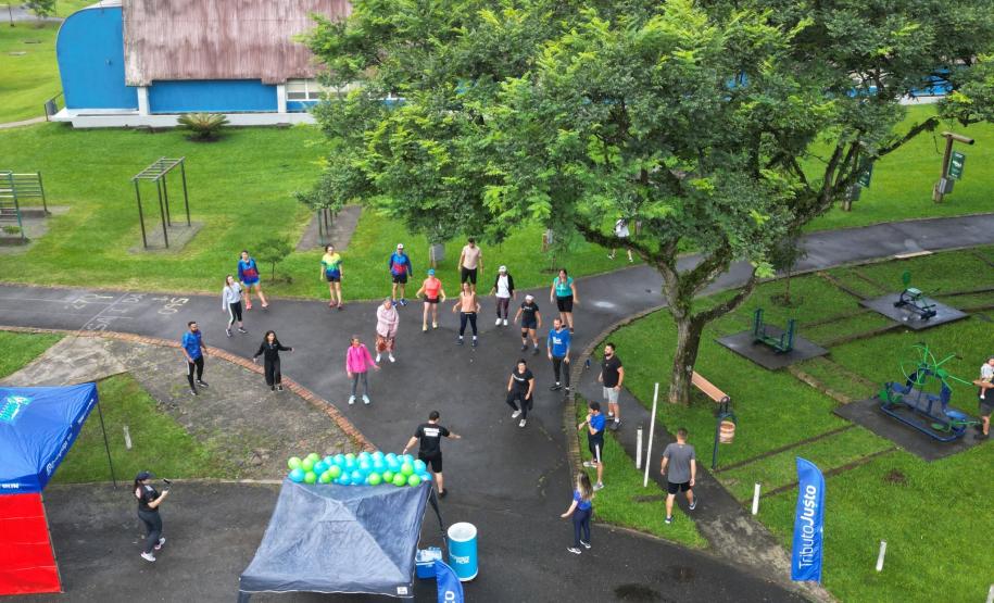 Evento filantrópico arrecada e entrega doações de alimentos à APACN