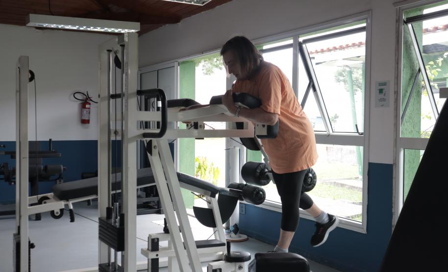 Projeto disponibiliza academia gratuita para a melhor idade