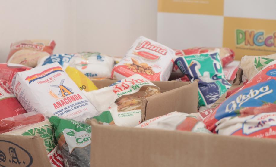 Evento filantrópico arrecada e entrega doações de alimentos à APACN