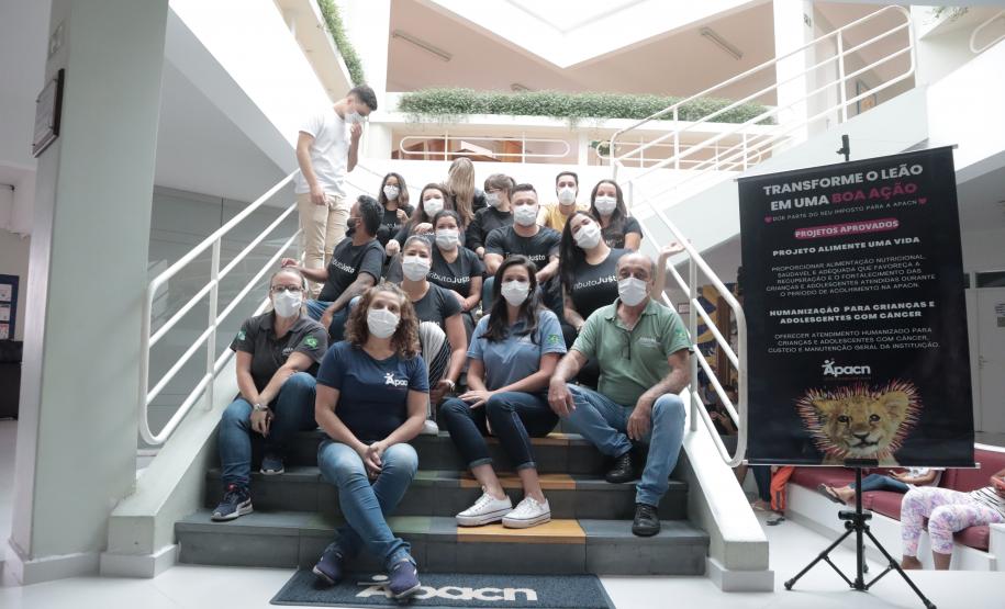 Evento filantrópico arrecada e entrega doações de alimentos à APACN