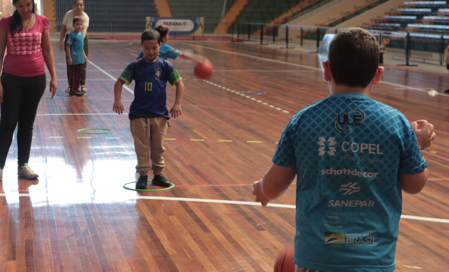 TEA: projeto leva atividades esportivas para alunos com transtorno de espectro autista e síndromes