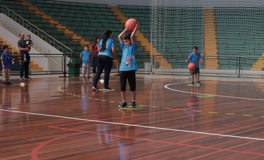 TEA: projeto leva atividades esportivas para alunos com transtorno de espectro autista e síndromes