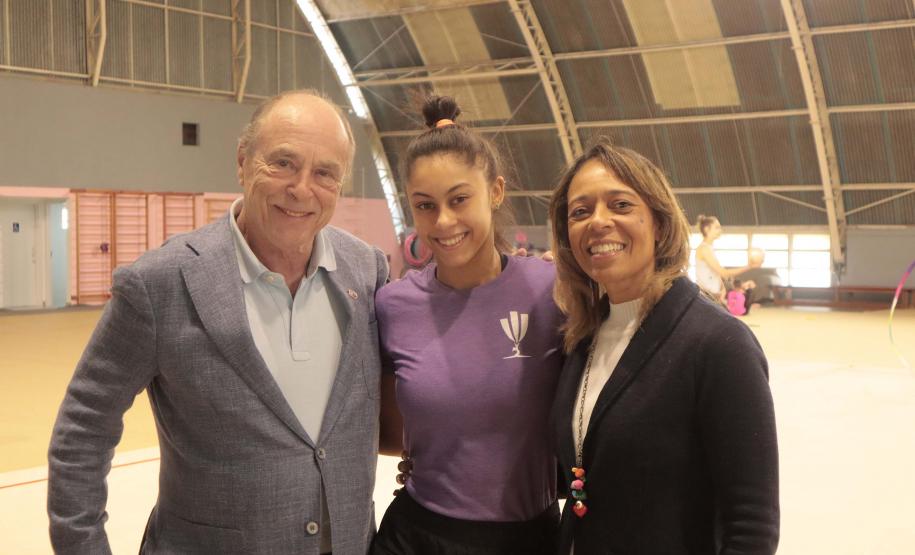 Filha de Pelé visita complexo esportivo do Governo do Estado, em Curitiba