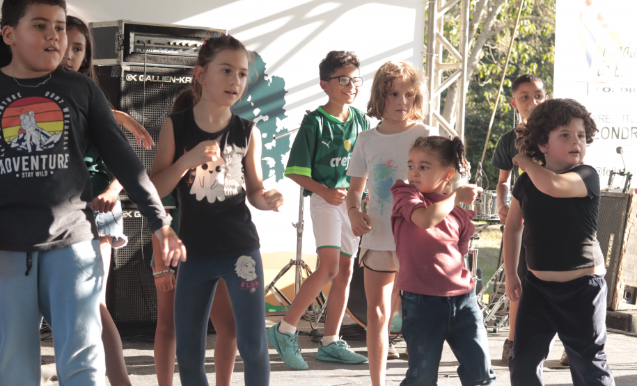 Jogos Indígenas, Festival das Famílias e competições diversas atraíram os moradores e propiciaram lazer e diversão.