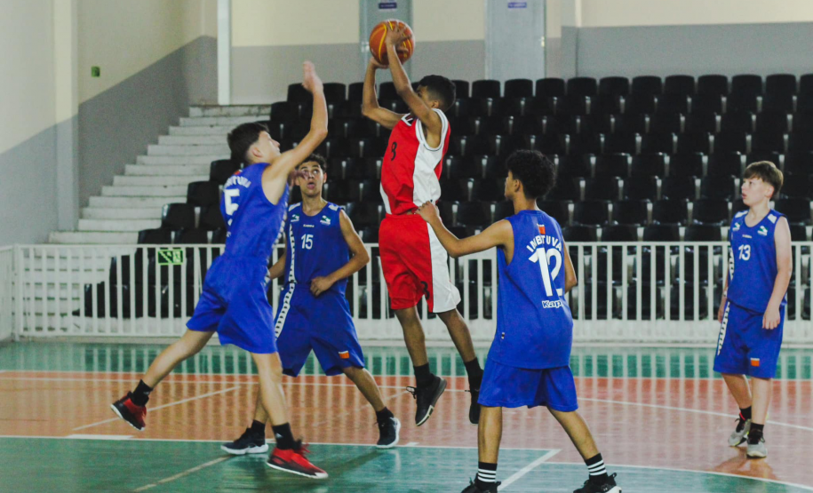 Começa nesta quarta-feira (07) e segue até domingo (11) a fase macrorregional dos Jogos Escolares do Paraná (Jeps).