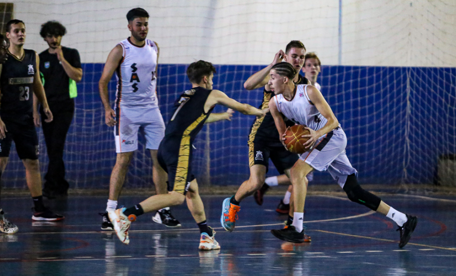 Os Jogos da Juventude do Paraná são uma realização do Governo do Estado por meio da Secretaria de Estado do Esporte e contam com o apoio das prefeituras dos municípios