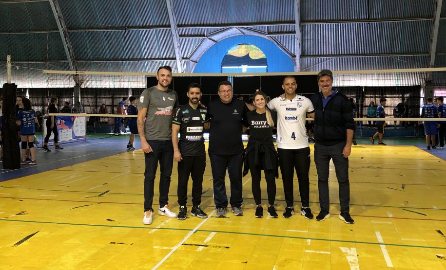 Secretaria de Esporte do Paraná abriga projeto de Vôlei do campeão Bernardinho