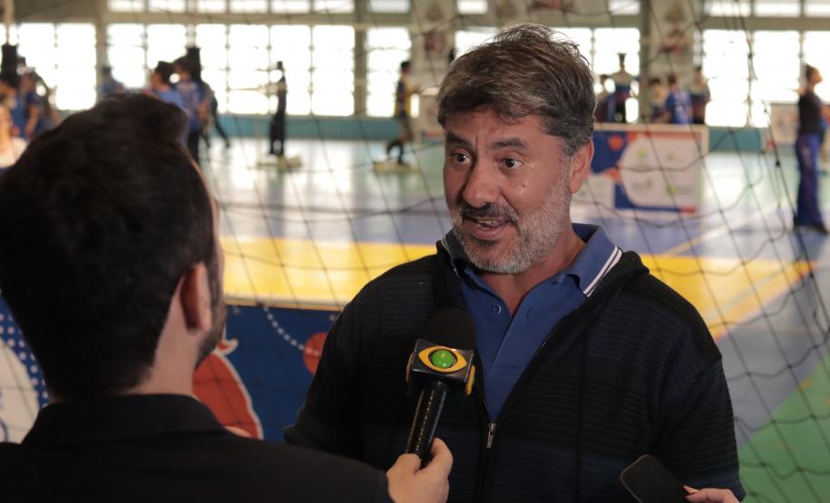 Secretaria de Esporte do Paraná abriga projeto de Vôlei do campeão Bernardinho