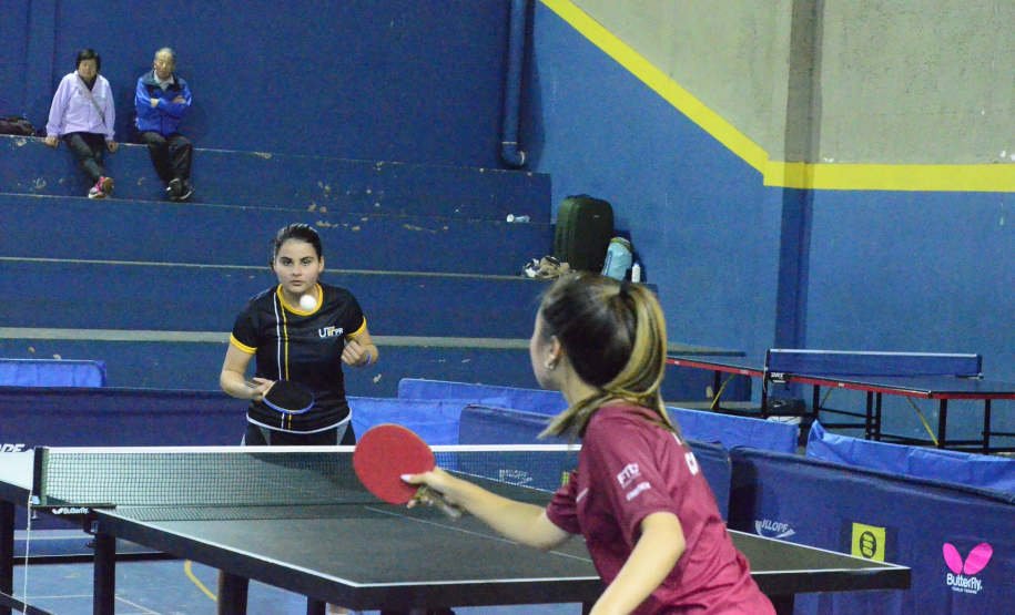 O segundo dia de competição dos Jogos Universitários do Paraná foi marcado pelo encerramento das modalidades individuais.