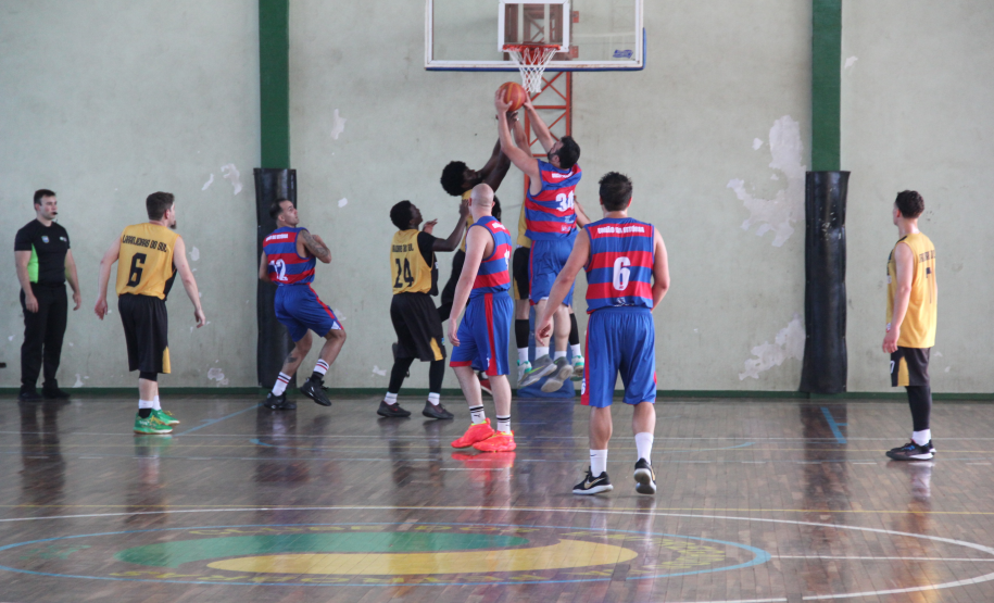 Os Jogos Abertos do Paraná são uma realização do Governo do Estado do Paraná, por meio da Secretaria de Estado do Esporte