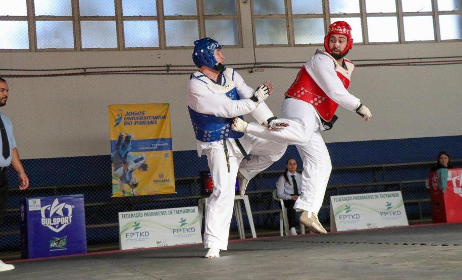 Foi dada a largada para a 62a edição dos Jogos Universitários do Paraná.