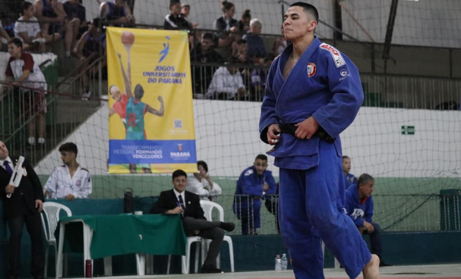 Foi dada a largada para a 62a edição dos Jogos Universitários do Paraná.