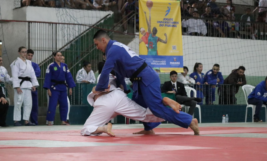 Foi dada a largada para a 62a edição dos Jogos Universitários do Paraná.
