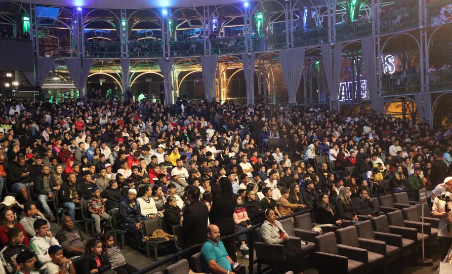 Taça das Favelas Paraná 2023 tem 11,6 mil inscritos; competição começa no dia 12