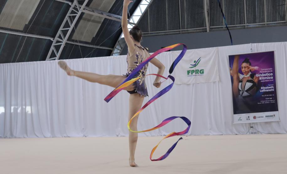 Com suas performances impressionantes, Bárbara Domingos, a Babi, da ginástica rítmica, conquistou diversos títulos importantes nos últimos anos