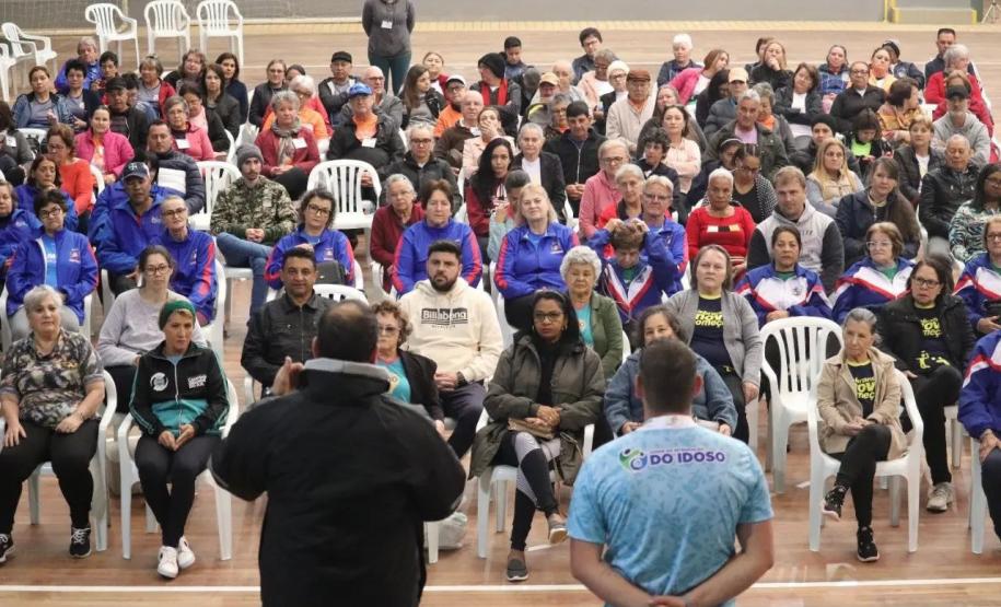 Jogos da Integração do Idoso chegam ao Litoral para provar que esporte não tem idade