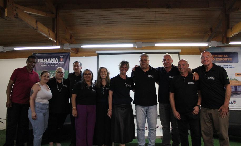 A iniciativa reuniu mais de 250 convidados, entre familiares, jogadores e fãs, para homenagear a brilhante trajetória do atleta nos gramados. Acervo do jogador está no Centro de Memória do Esporte Paranaense.