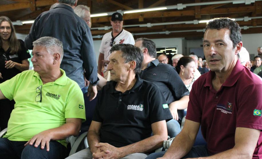 A iniciativa reuniu mais de 250 convidados, entre familiares, jogadores e fãs, para homenagear a brilhante trajetória do atleta nos gramados. Acervo do jogador está no Centro de Memória do Esporte Paranaense.