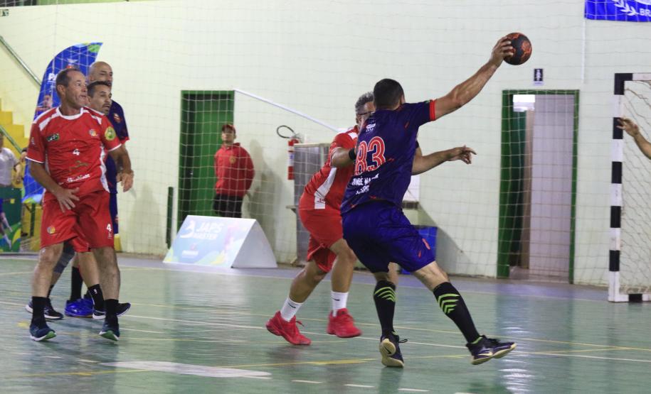 Os jogos oficiais do estado marcaram o calendário esportivo do feriado de 7 de setembro, que contou com a fase Regional 2 dos Jogos Escolares Bom de Bola e com os Jogos Abertos Master