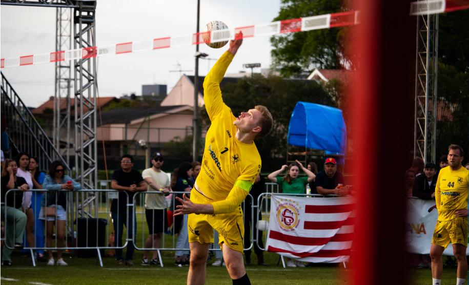 Resultados do final de semana do esporte.