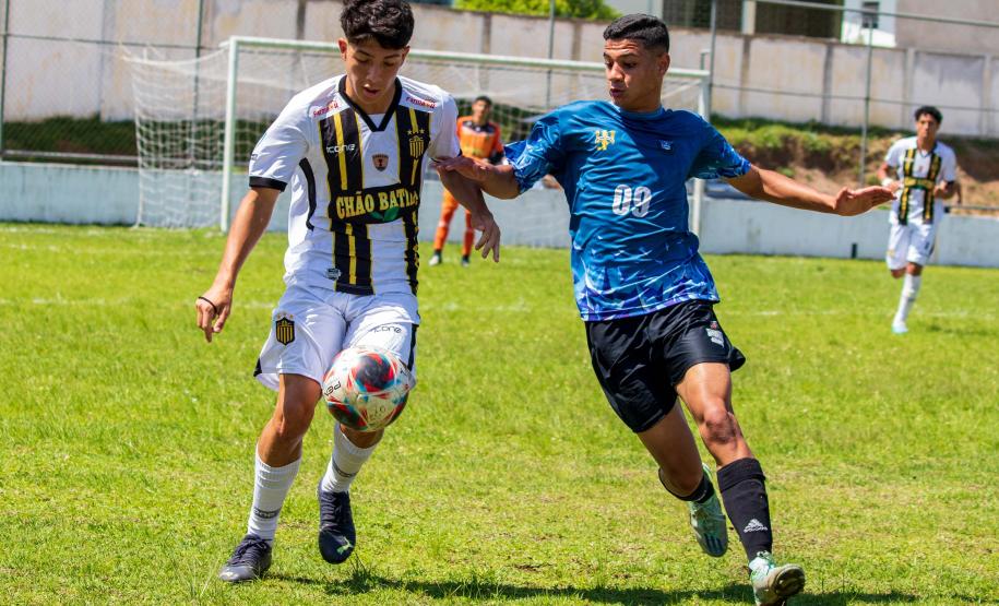 Competição acontece de 10 a 15 de outubro, no município de Dois Vizinhos. As disputas do torneio de futebol de campo dos JEPS acontecem em duas categorias: de 12 a 14 anos (Ensino Fundamental) e 15 a 17 anos (Ensino Médio), ambas no masculino e feminino.