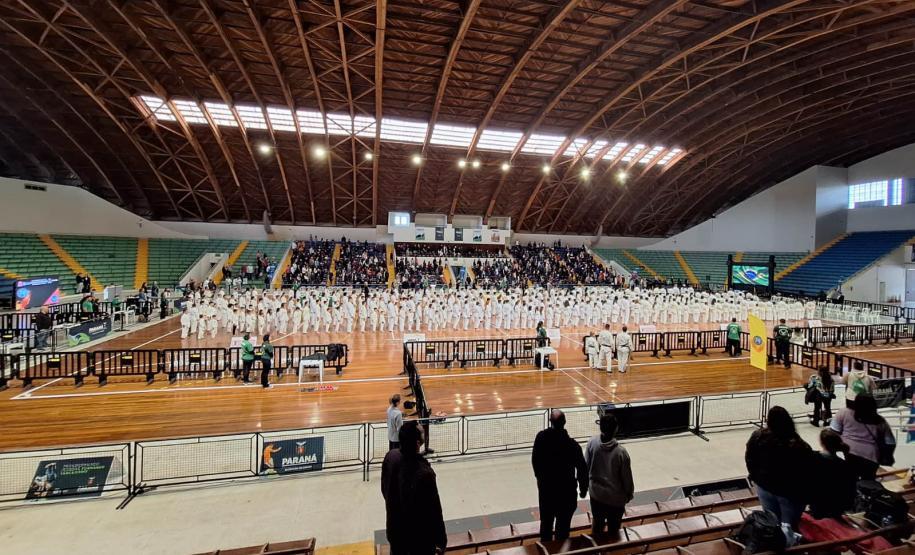 Resultados do final de semana do esporte.