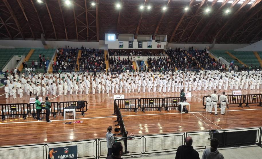 Resultados do final de semana do esporte.