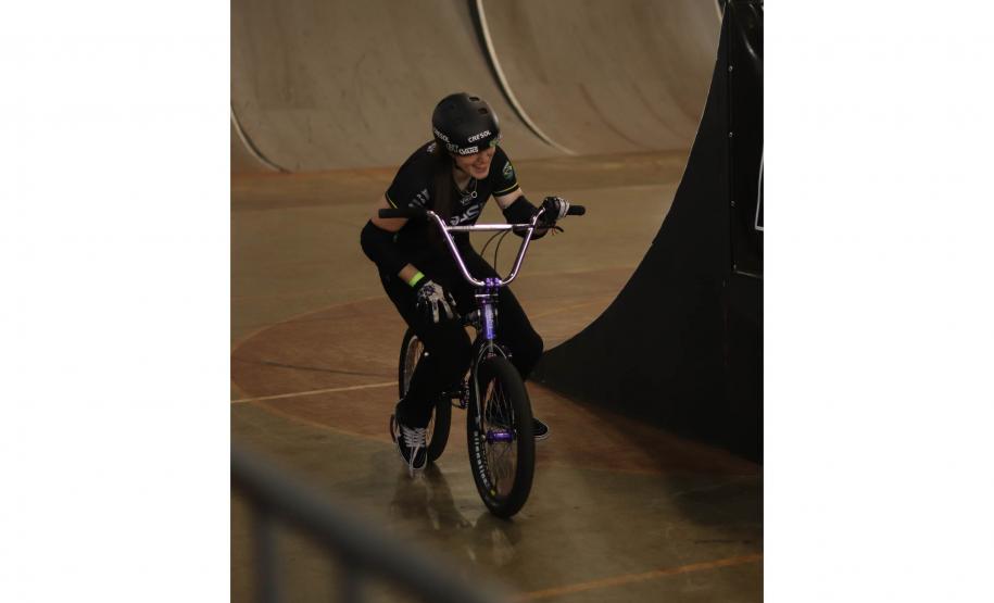 Eduarda Bordignon, três vezes bolsista do programa Geração Olímpica e Paralímpica, do Governo do Estado, é uma das promessas para integrar a Seleção Brasileira da modalidade nos Jogos de Paris 2024.