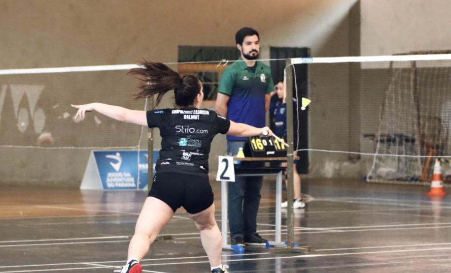 Resultados do final de semana do esporte.