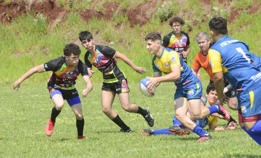 Resultados do final de semana do esporte.