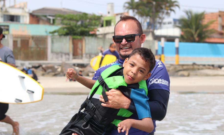 O Pico de Matinhos, no litoral paranaense, recebeu, entre os dias 6 e 12 de novembro, a quarta etapa do Circuito CBSurf Taça Brasil.