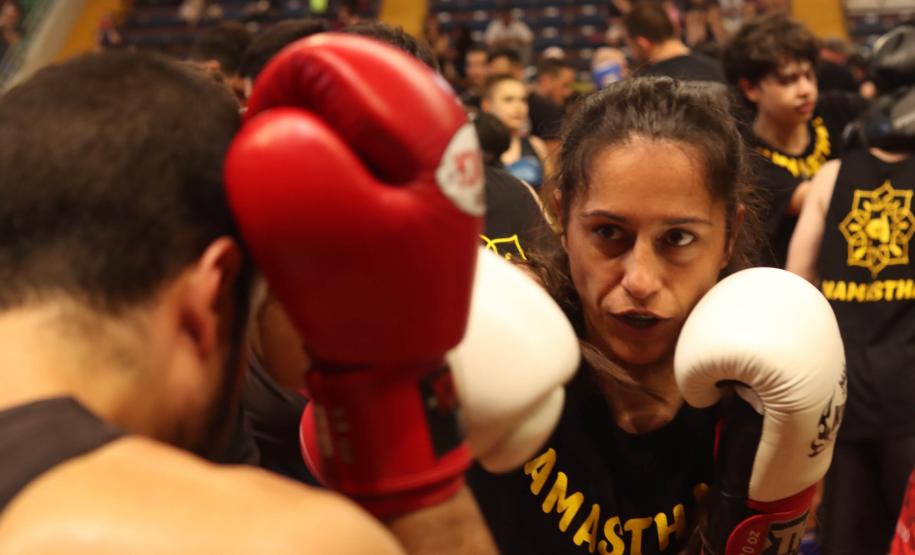 Aquecimento do Paraná Combate: Complexo Tarumã recebe aulão de Muay Thai