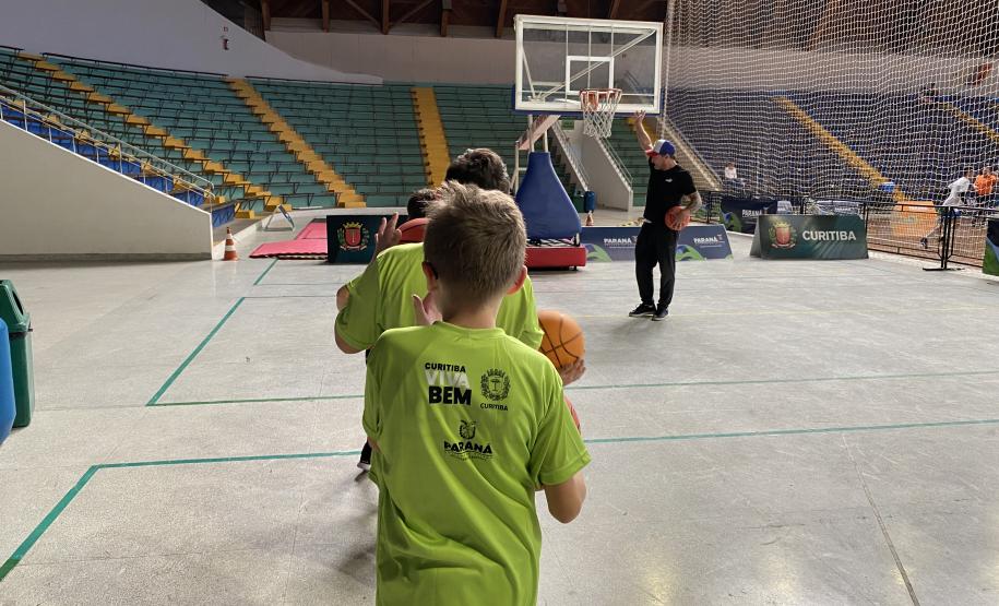 Escolinhas de esporte do Complexo Esportivo Tarumã