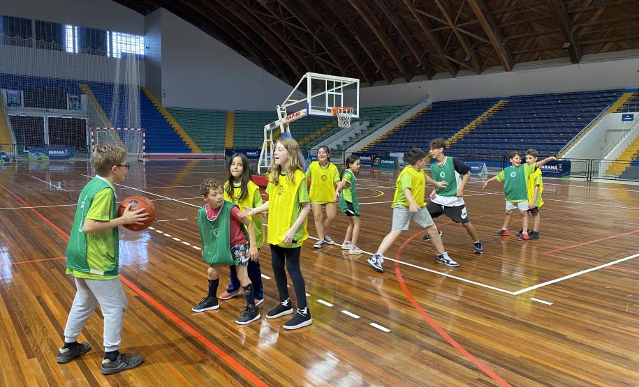 Escolinhas de esporte do Complexo Esportivo Tarumã