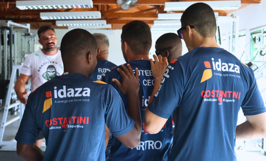 A equipe é formada por 10 atletas – alguns somam passagens pela Seleção Brasileira da modalidade.