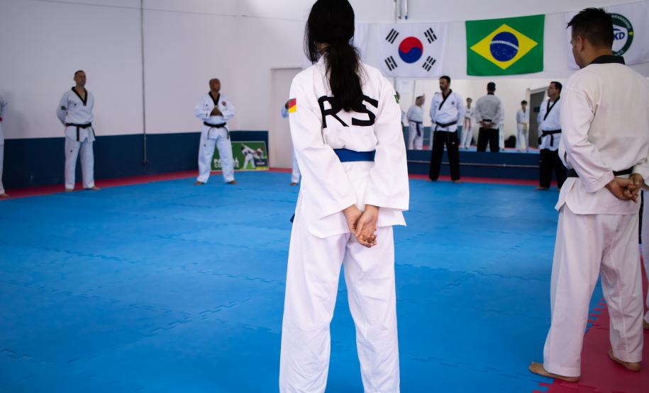 Fim de semana no esporte: Seminário de Taekwondo Poomsae