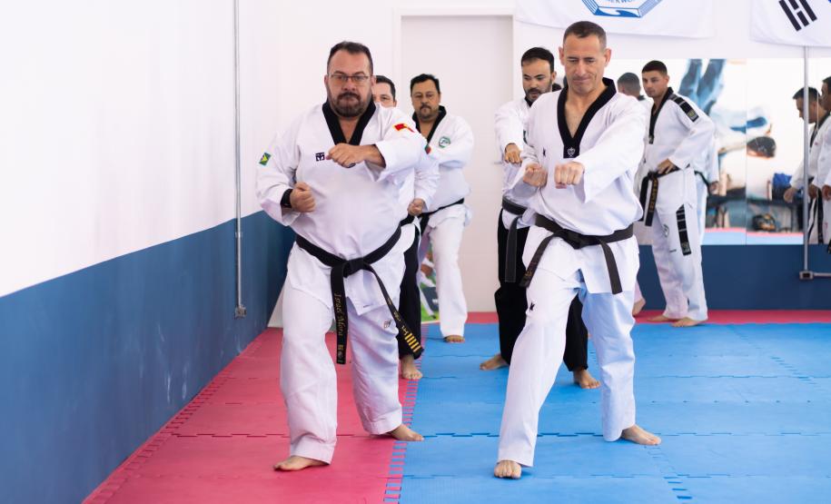 Fim de semana no esporte: Seminário de Taekwondo Poomsae