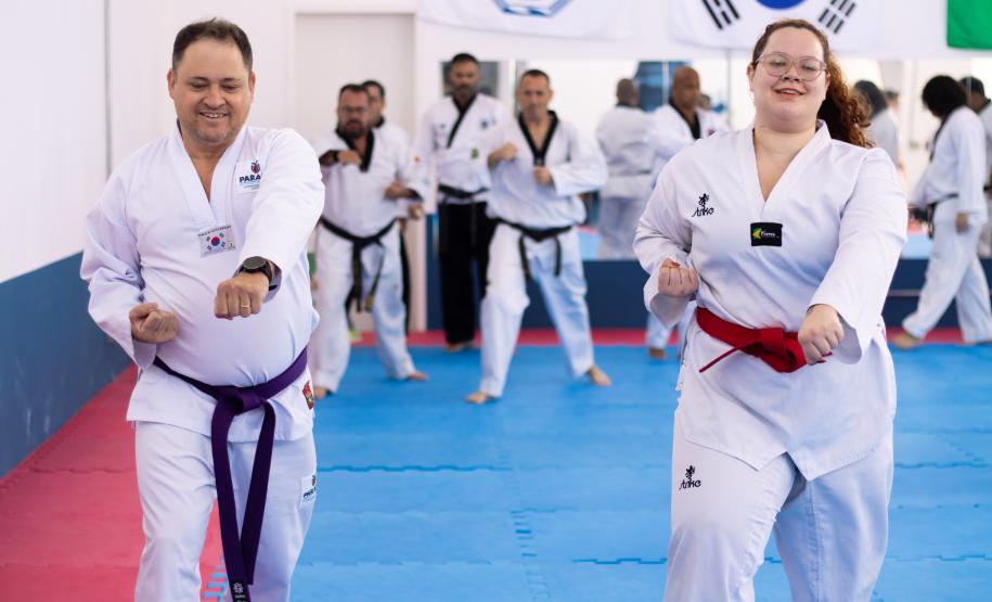 Fim de semana no esporte: Seminário de Taekwondo Poomsae