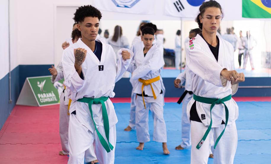 Fim de semana no esporte: Seminário de Taekwondo Poomsae