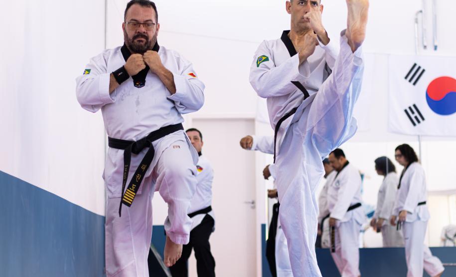 Fim de semana no esporte: Seminário de Taekwondo Poomsae