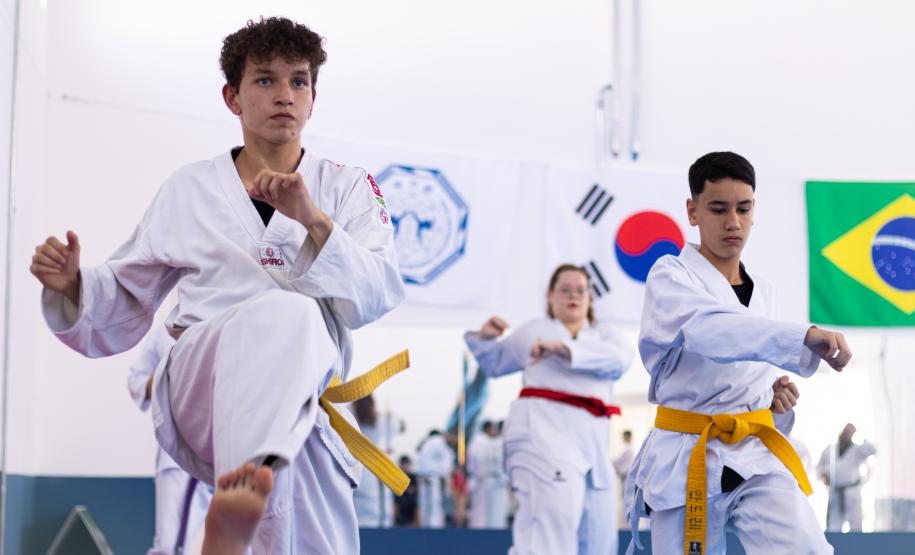 Fim de semana no esporte: Seminário de Taekwondo Poomsae