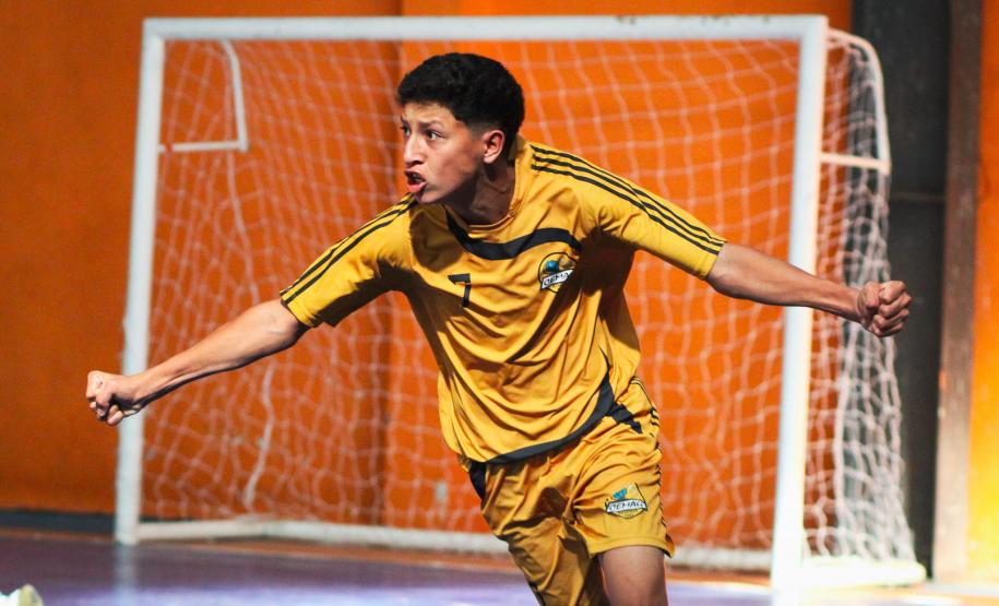 Os jogos oficiais não param. Com menos de um dia entre uma etapa e outra, começa hoje (9) a Fase Regional de Curitiba.