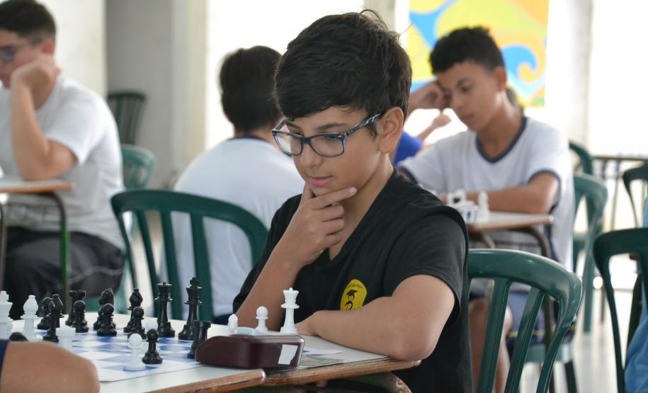 Os jogos oficiais não param. Com menos de um dia entre uma etapa e outra, começa hoje (9) a Fase Regional de Curitiba.