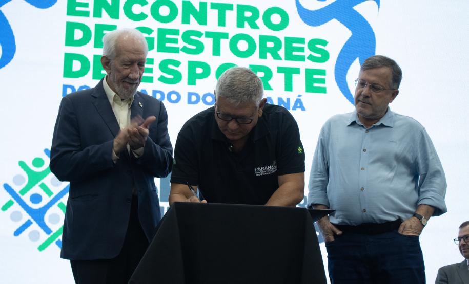 O programa O Esporte Que Queremos  visa contribuir para o refinamento da gestão do esporte no Estado e nos municípios, tendo como premissa a Lei Geral do Esporte e a Lei do Sistema Esportivo Estadual