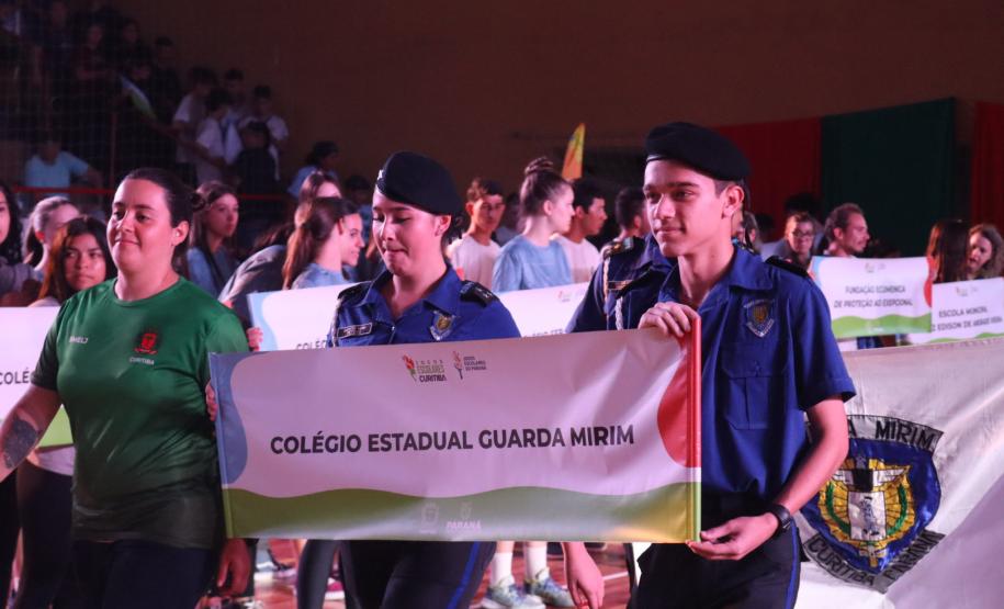 Os jogos oficiais não param. Com menos de um dia entre uma etapa e outra, começa hoje (9) a Fase Regional de Curitiba.