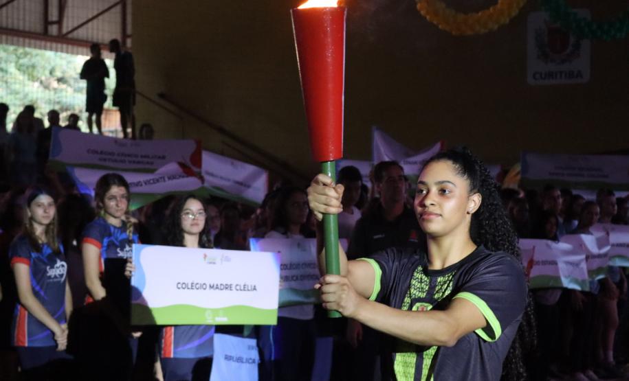 Os jogos oficiais não param. Com menos de um dia entre uma etapa e outra, começa hoje (9) a Fase Regional de Curitiba.