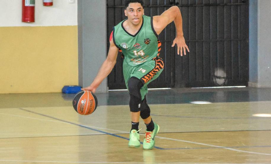 Foram destaques no fim de semana, também, os Jogos Abertos do Paraná e o Festival de Mini-Handebol.